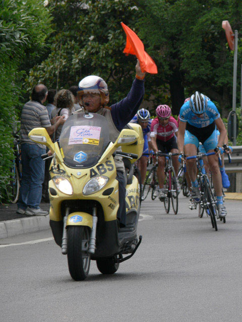 giro-cabeza-pelotón.jpg