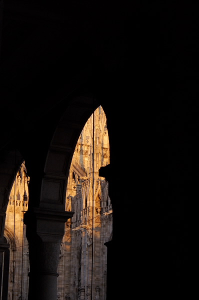 guglie tra archi 90kb.JPG