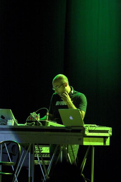 IMG_9400-01 (Medium).jpg