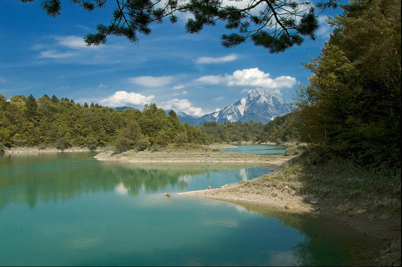 Lago.jpg