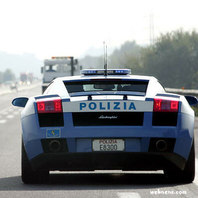 lamborghini polizia1.jpg