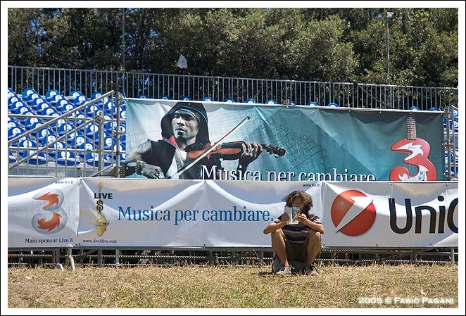 live8_05b.jpg