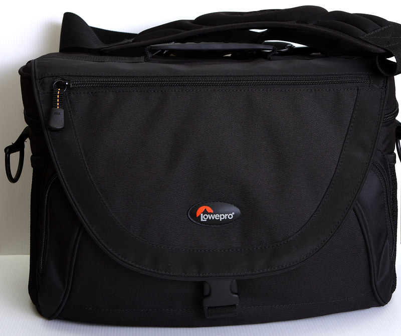 LOWEPRO1.jpg