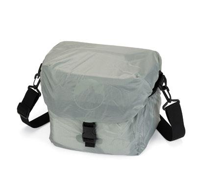 Lowepro Nova 200AW_4.JPG