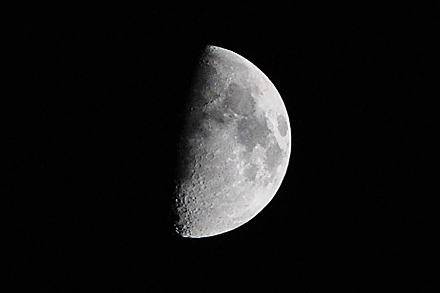 luna 14 (nikon D60 200mm).jpg