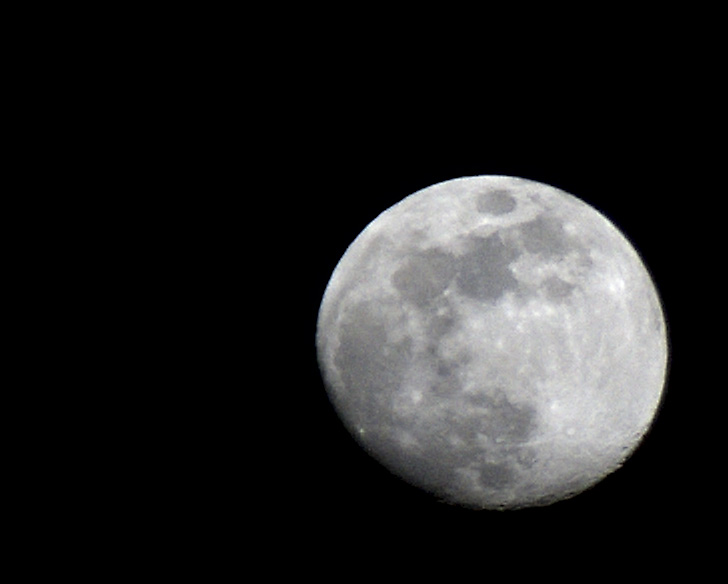 Luna.jpg
