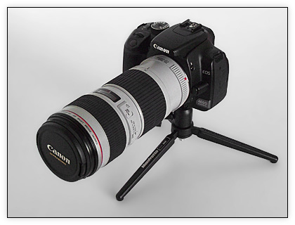 manfrotto_709b_tripod_with_canon_eos_400d.jpg