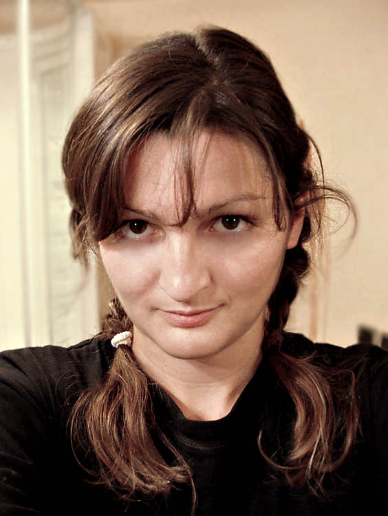 moi02_703.jpg