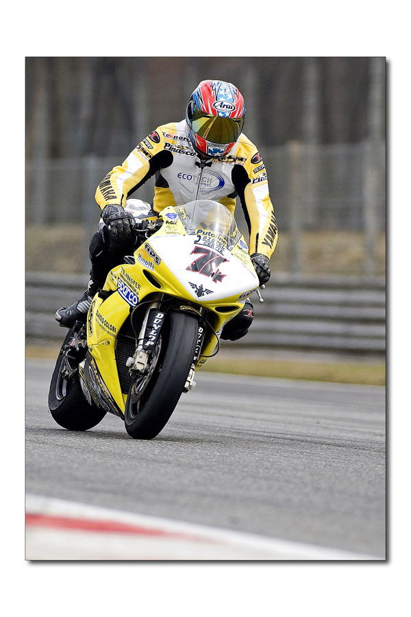 Moto4.jpg