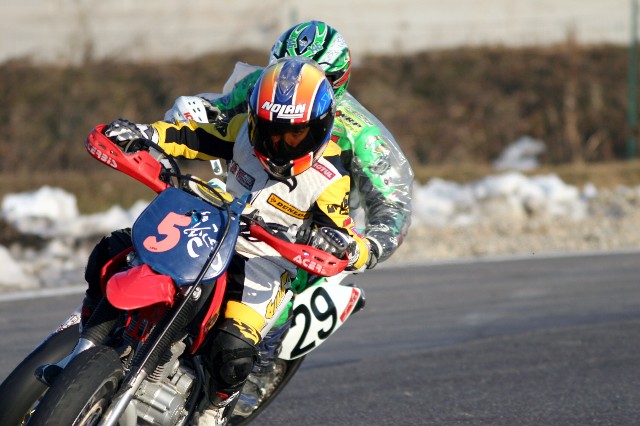 Motodromo 11 Febbraio 2006 054 .curiosa.jpg