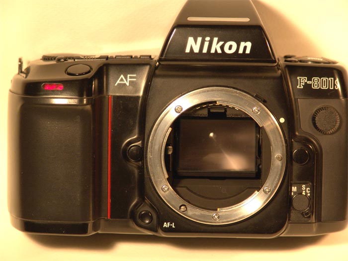 nikon-801-s.jpg