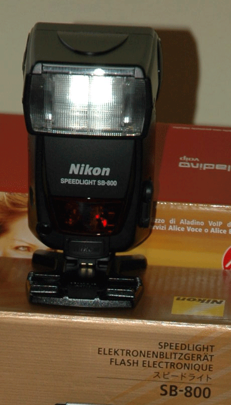 NIKON-SB800.gif