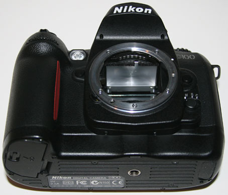 Nikon_D100_1.jpg