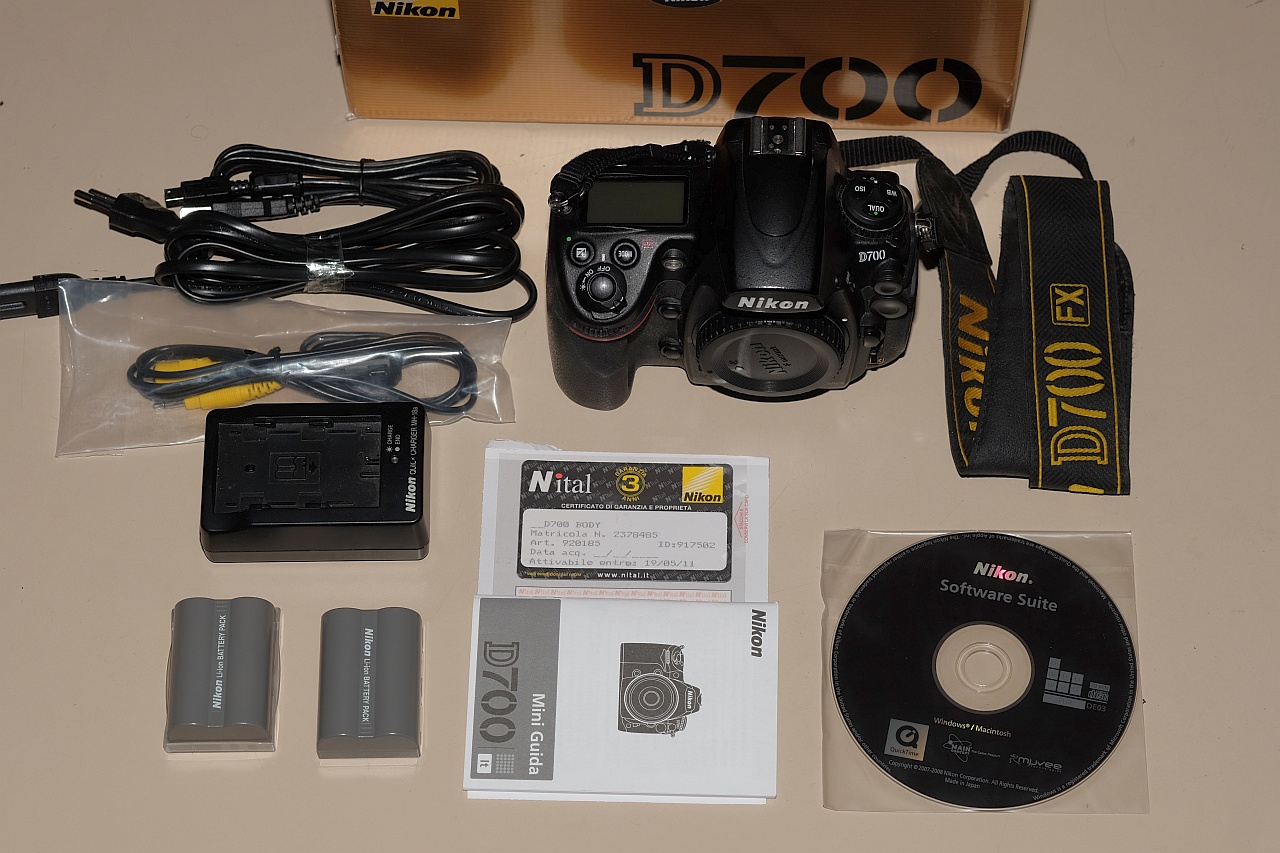 Nikon D700 XT100631 OK 6.JPG