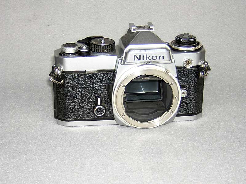 nikon fe.jpg