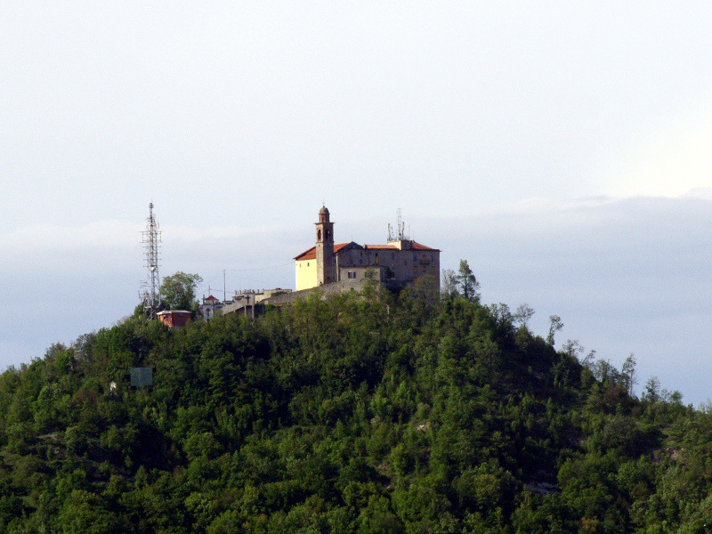 Pentax_16_crop_liv_800.jpg