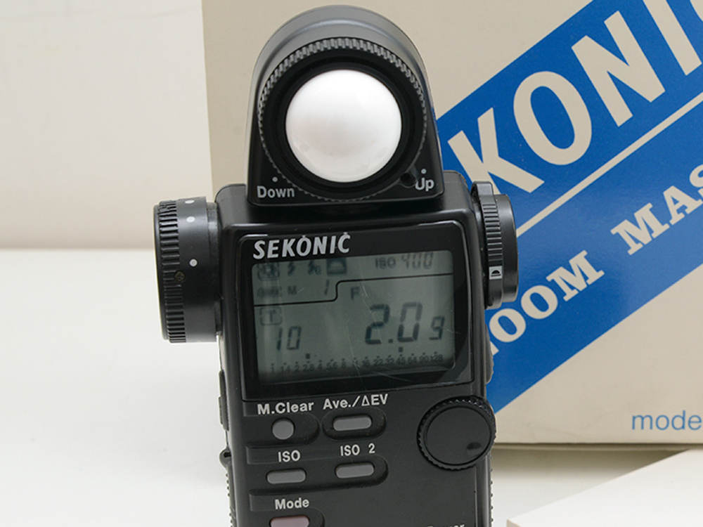 sekonic-3.jpg