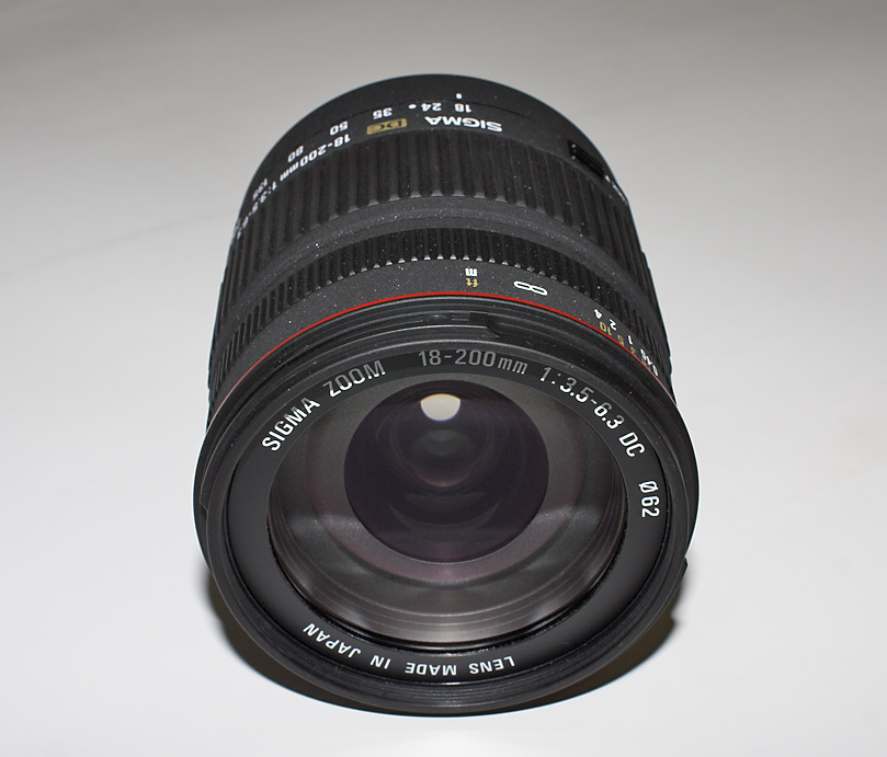 SIGMA-18-200---5.jpg