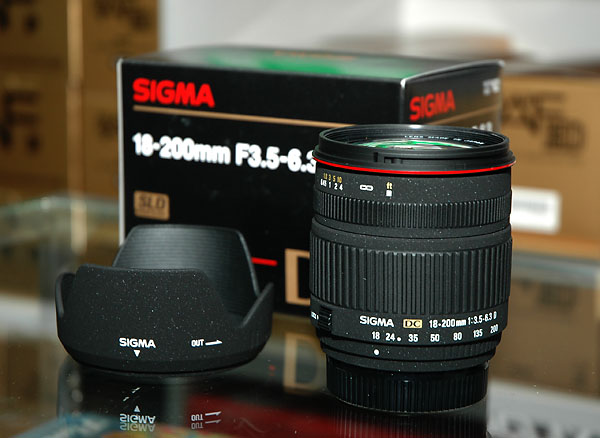 sigma18200.jpg