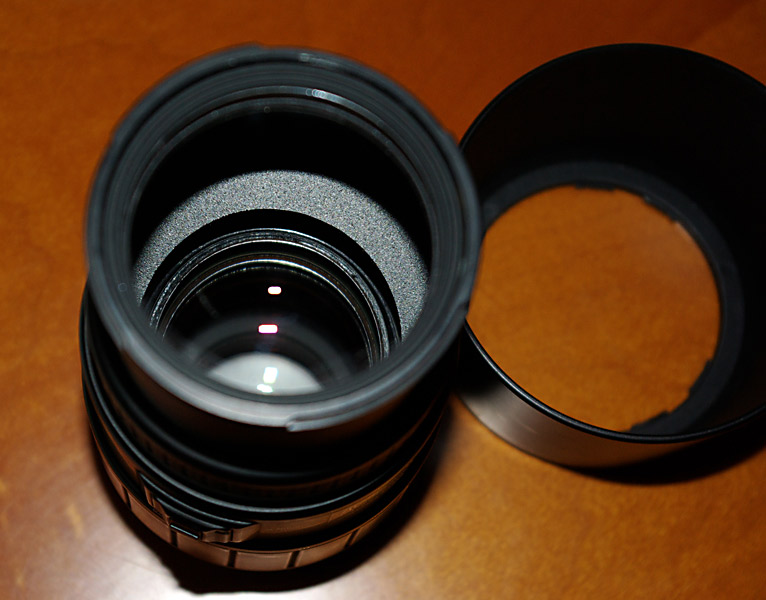 sigma70_300_front.jpg