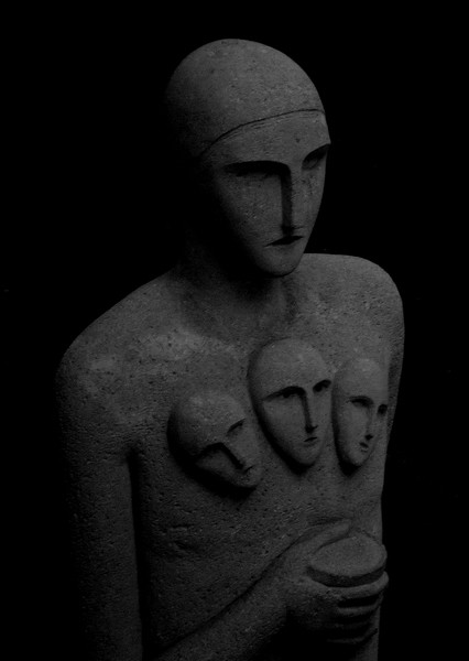 statua1 .. scatto sottoesposto.jpg