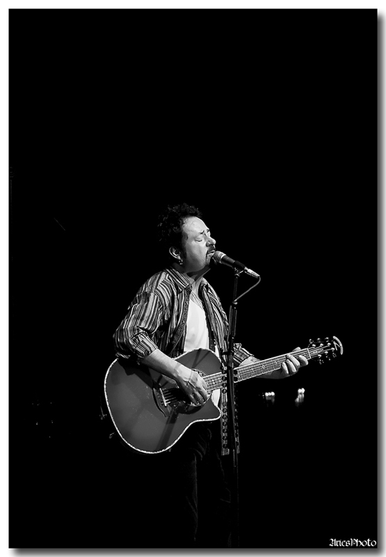 Steve Lukather B-W.jpg