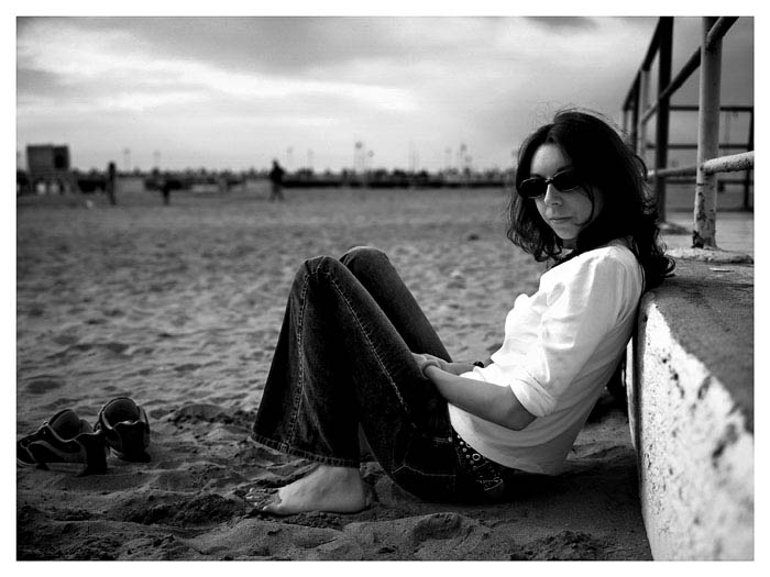 suduta sulla sabbia bn.jpg