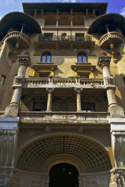 Terzo-palazzo.jpg