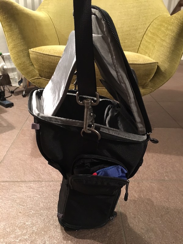 ThinkTankDigitalHolster 009.jpg