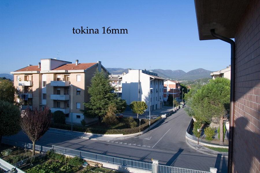 tokina-16mm.jpg