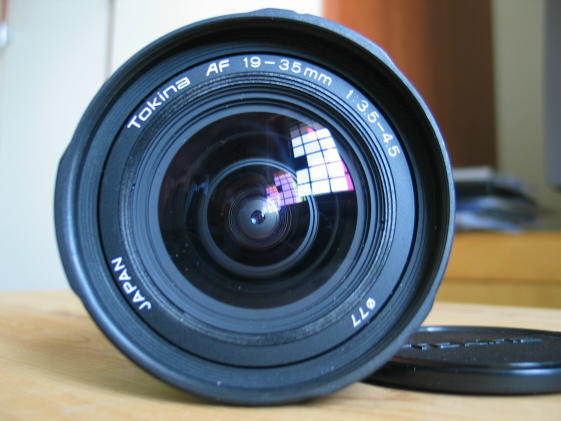 tokina 19-35 front.jpg