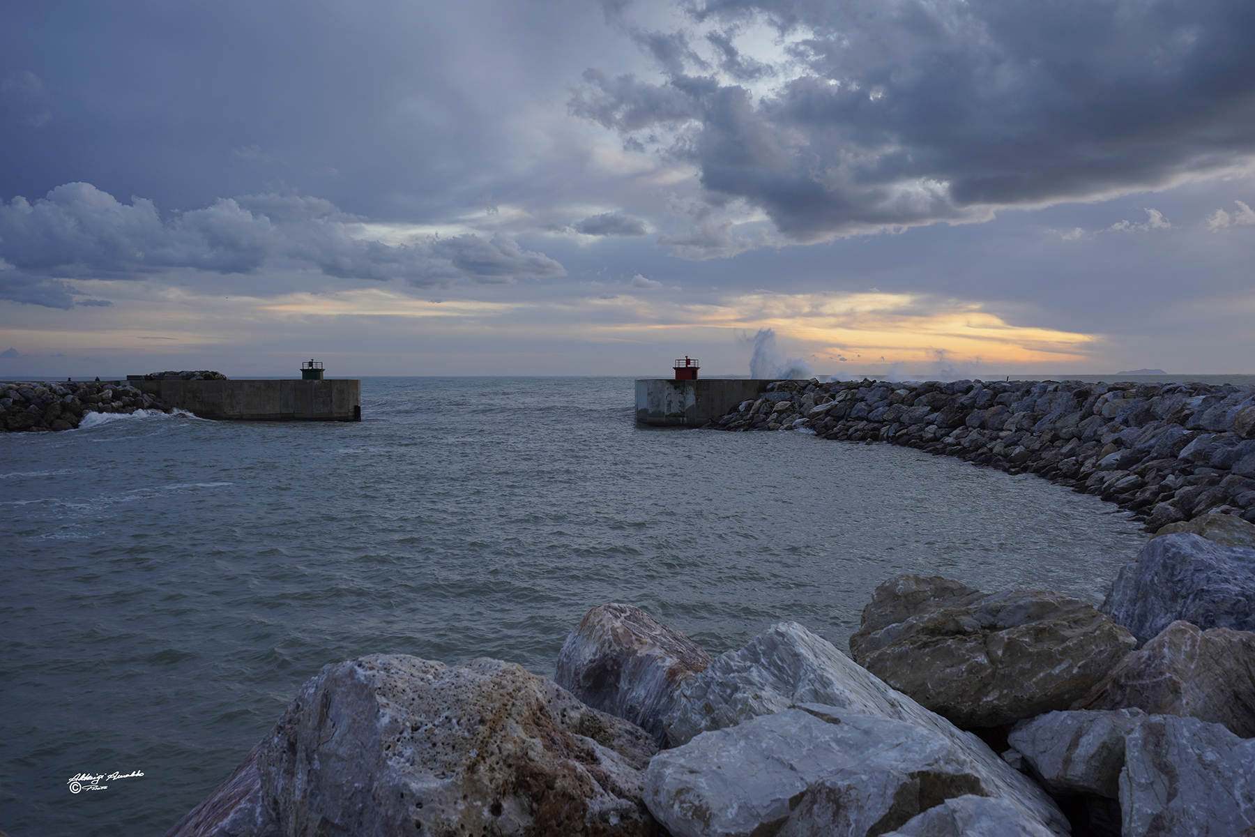 Tramonto M.di. Pisa.jpg