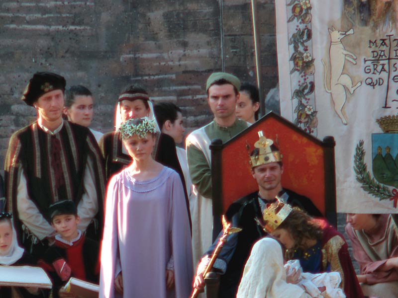 trono-1400.jpg