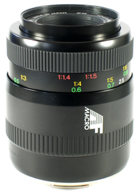 Voigtlander 100 3.5 macro.jpg