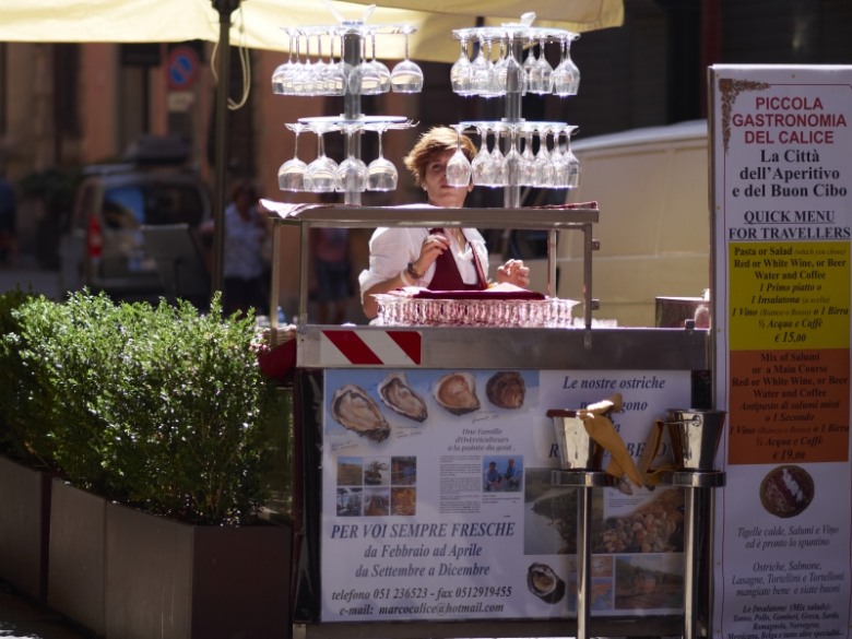 Zuiko 75 1,8 bicchieri_01.JPG